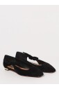 ballerines-noires-en-daim-avec-decoupes