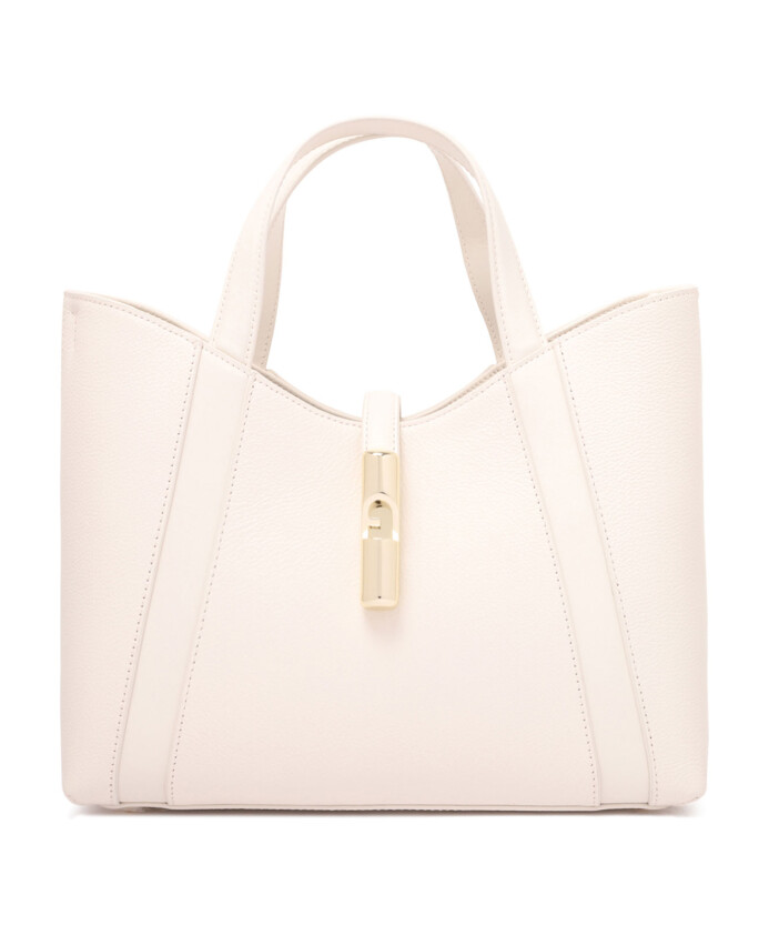 sacs-creme-pour-un-look-elegant