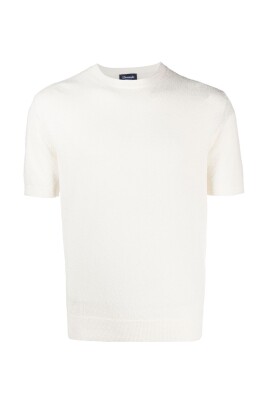 white-t-shirt-for-men-casual-style