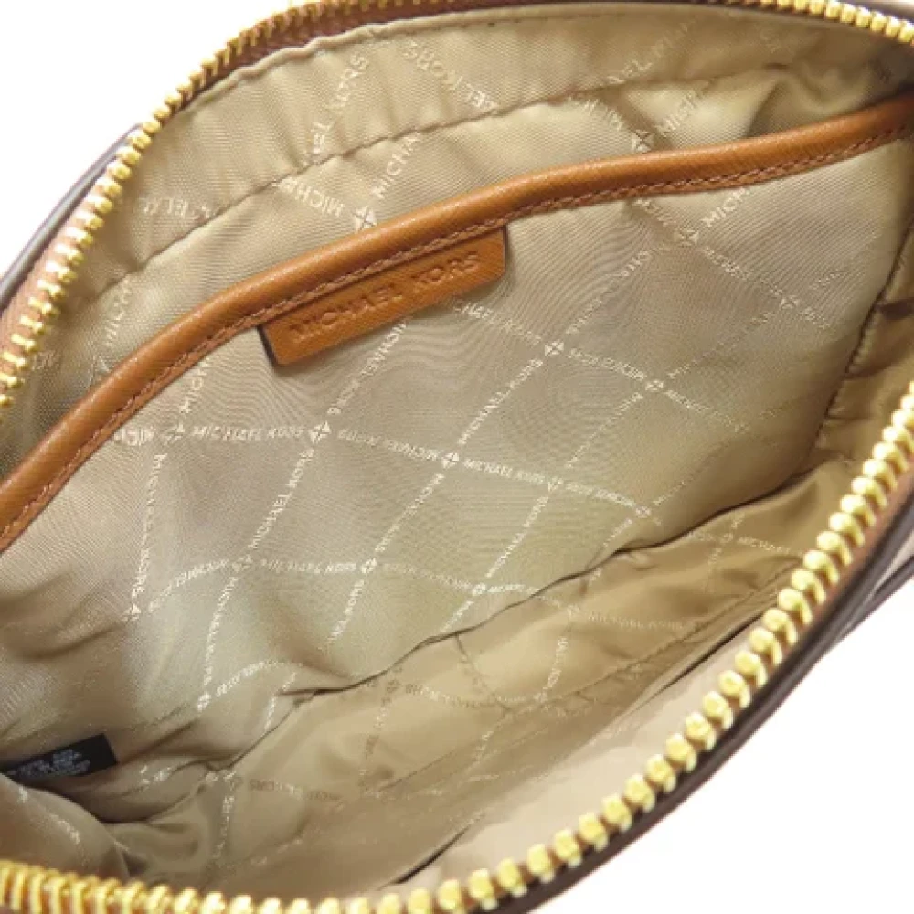 Michael Kors Pre-owned Canvas shoulder-bags Brown Dames