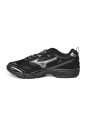 black-sneakers-with-logo-detailing