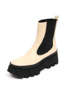beatles-bianca-ivory-bottes