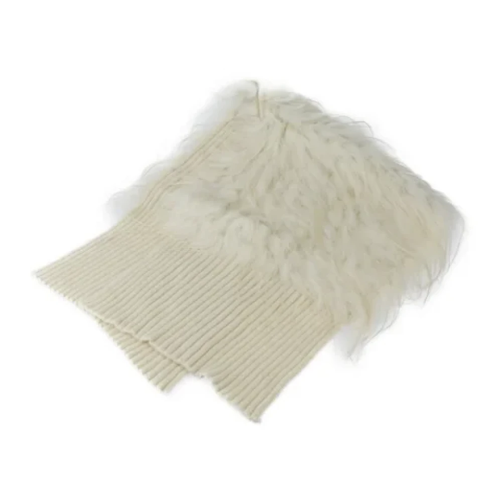 Chloé Pre-owned Fur scarves White Dames