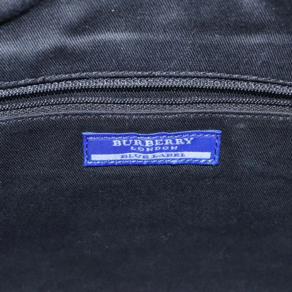 Burberry Vintage Pre-owned Canvas shoulder-bags Black Dames