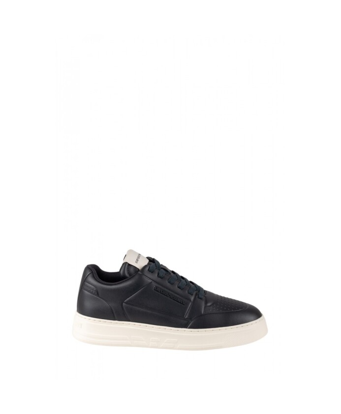 stylish-and-trendy-sneakers