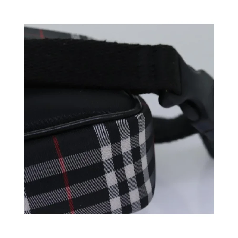 Burberry Vintage Pre-owned Nylon crossbody-bags Black Dames