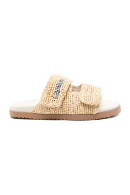 beige-laeder-sandaler-mandel-ta