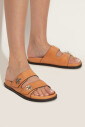 mules-en-cuir