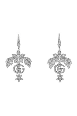flora-orhangen-i-18k-vitt-guld-och-diamanter