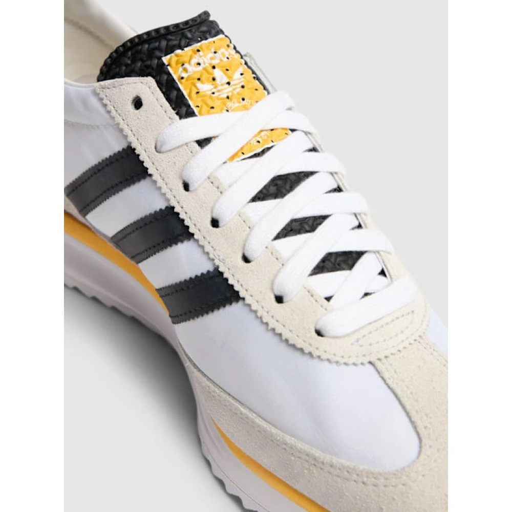 Adidas Witte Leren Sneakers met Gouden Logo White Heren