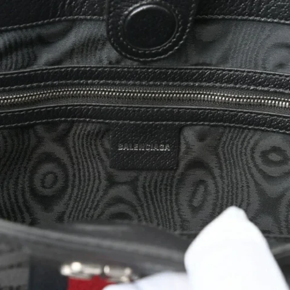 Balenciaga Vintage Pre-owned Canvas handbags Black Unisex