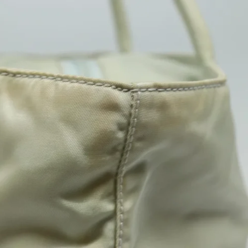 Prada Vintage Pre-owned Nylon handbags Gray Dames