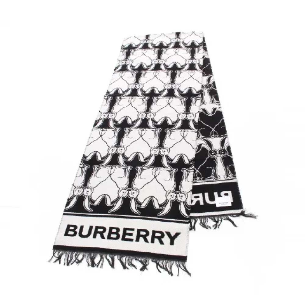 Burberry Vintage Pre-owned Silk scarves Zwart Dames