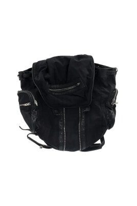 pre-owned-nylon-travel-bags