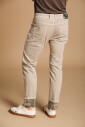 pantalon-slim-fit-en-gabardine-avec-motif-camouflage