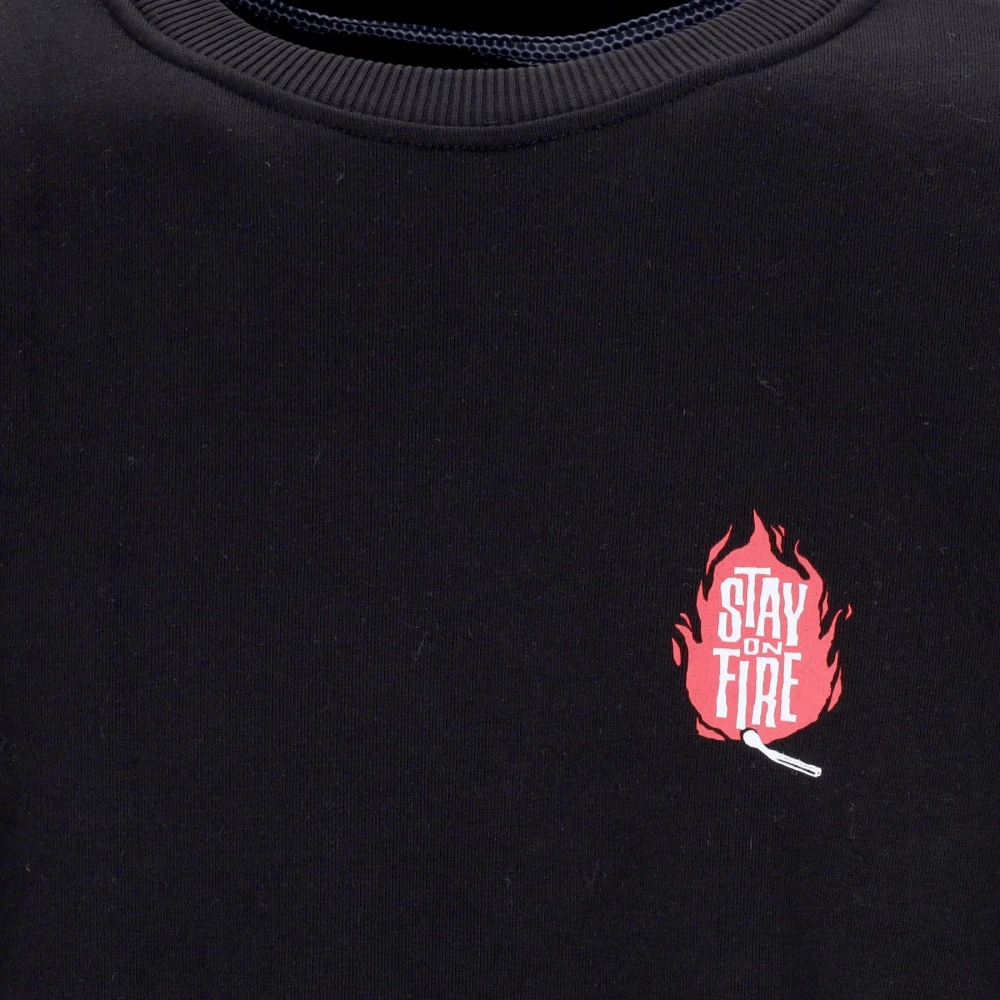 Dolly Noire Zwarte Crewneck Sweatshirt Stay On Fire Black Heren