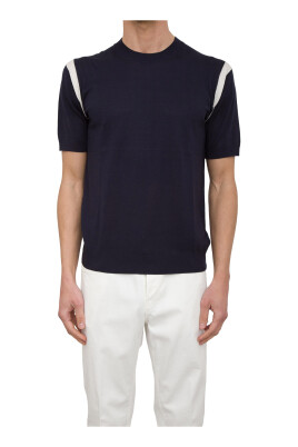 blue-crew-neck-shirt