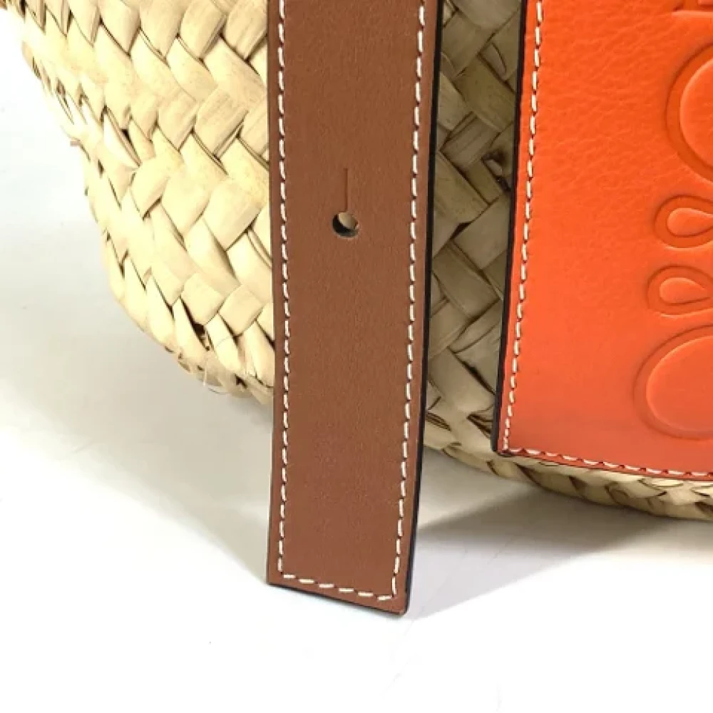 Loewe Pre-owned Fabric handbags Beige Dames