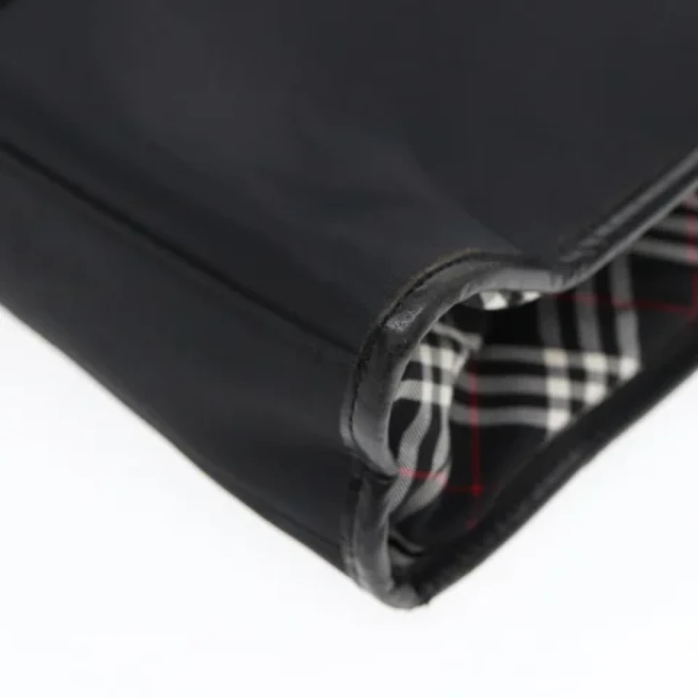 Burberry Vintage Pre-owned Nylon handbags Black Dames