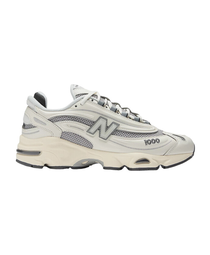 sneakers-blanches-en-mesh-et-cuir