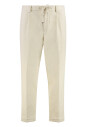pantalon-en-coton-avec-poches-et-coupe-fuselee