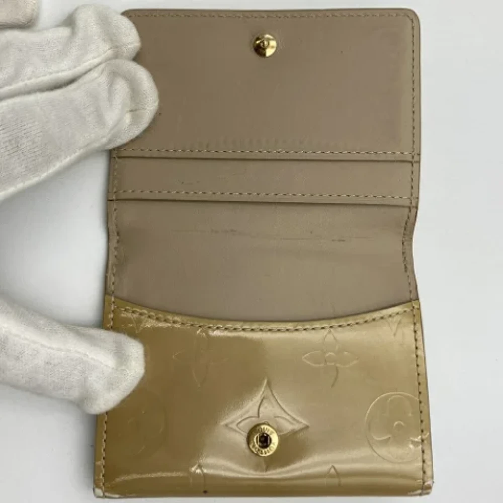 Louis Vuitton Vintage Pre-owned Leather wallets Beige Dames