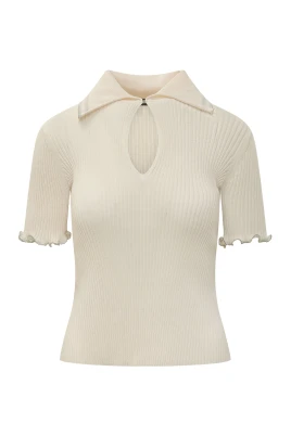 Polo Shirt med nyckelhålsdetalj