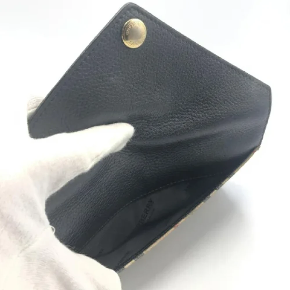 Burberry Vintage Pre-owned Leather wallets Beige Dames