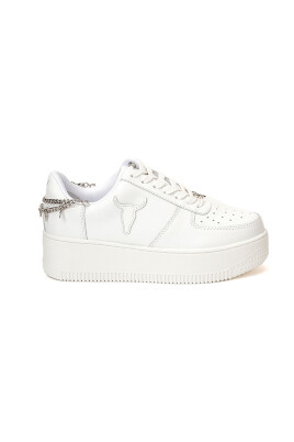 white-leather-bull-head-sneakers
