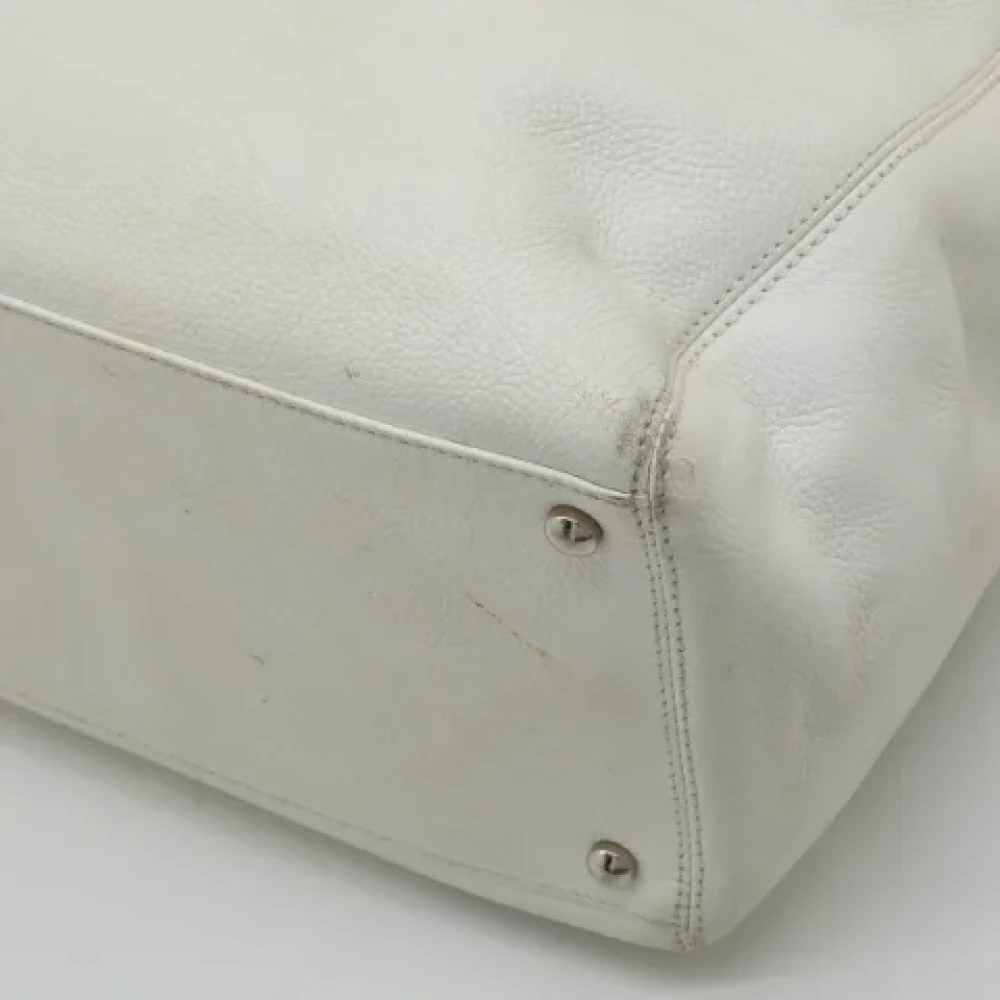 Chanel Vintage Pre-owned Leather totes White Dames