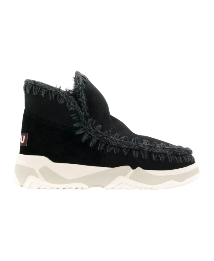 chaussures-plates-noires-avec-details-en-laine