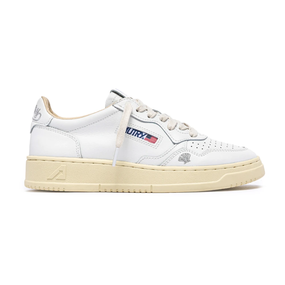 Autry Women's White Medalist Low