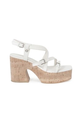 sandales-a-talons-en-cuir-beige