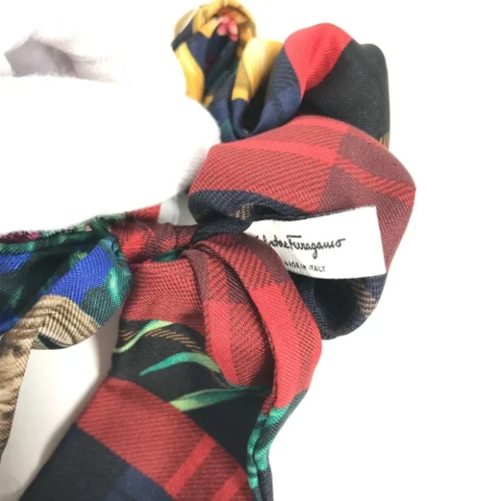 Salvatore Ferragamo Pre-owned Silk hair-accessories Multicolor Dames