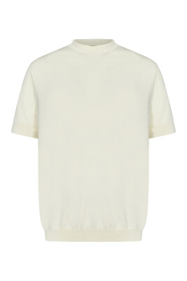 white-sweater-with-intarsia-detail