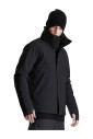 veste-a-capuche-impermeable-avec-details-reflechissants