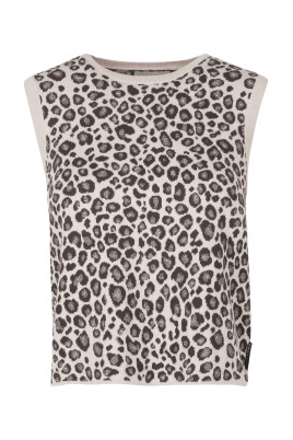 round-neck-knit-gilet