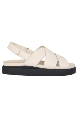 sandale-blanche-pour-femme-collection-ete