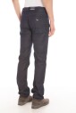 jeans-en-denim-classiques-pour-un-usage-quotidien