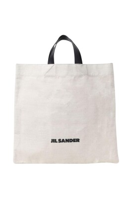 chic-leather-tote-bag