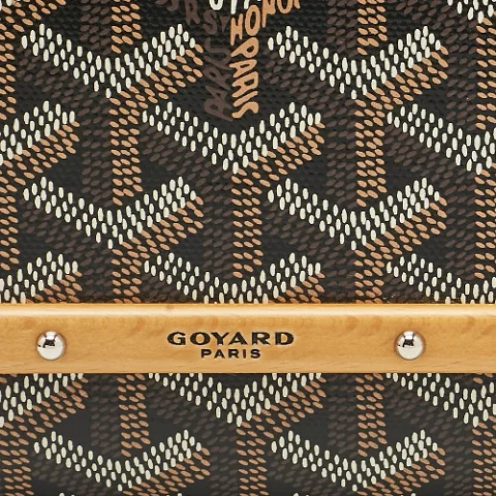 Goyard Vintage Pre-owned Coated canvas clutches Brown Dames