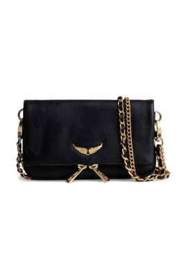 black-leather-chain-link-shoulder-bag