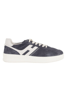 sneakers-bleu-blanc-en-daim-avec-lacets
