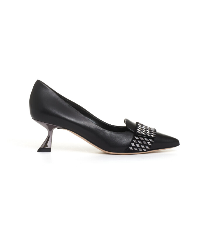 zwarte-pump-met-diamantpatroon-hak