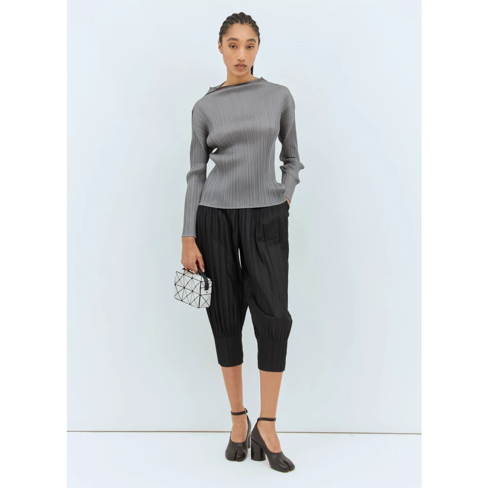 Issey Miyake Geplooide hoge hals lange mouwen top Gray Dames
