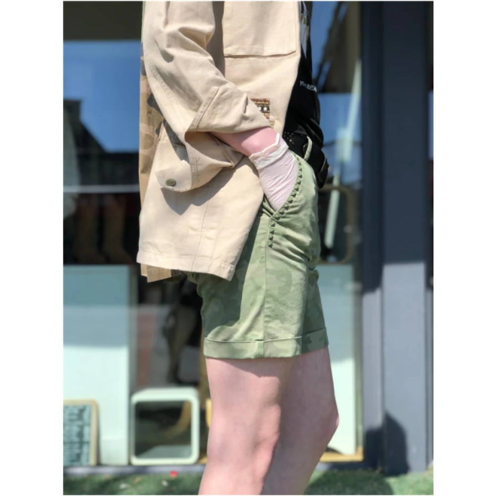Mason's Camouflage Bermuda Shorts met decoratieve studs Green Dames