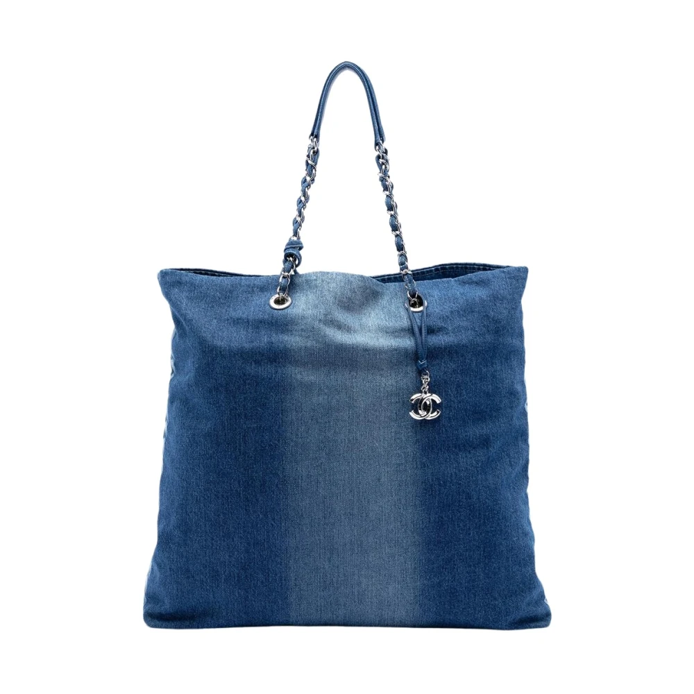 Chanel Vintage Women's Blue Pre-Owned Denim Tote Bag