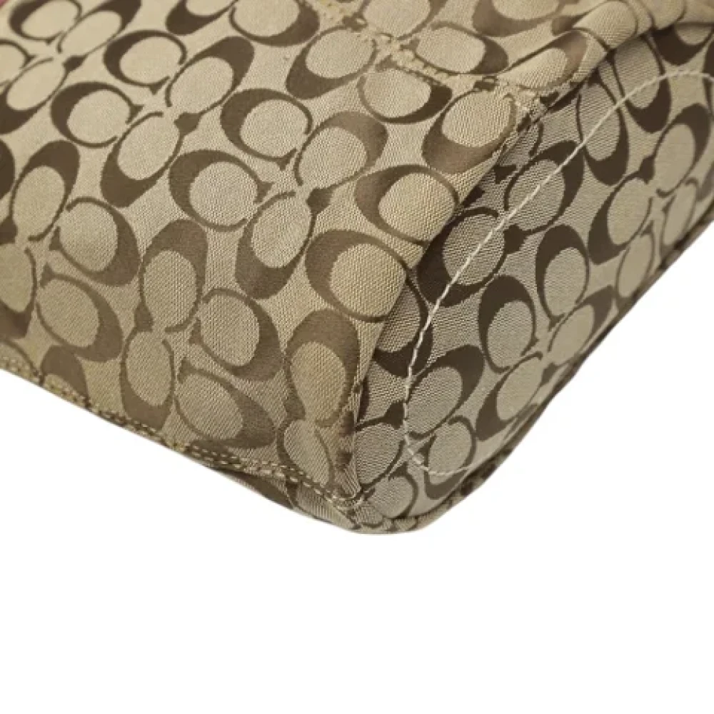 Coach Pre-owned Fabric shoulder-bags Brown Dames