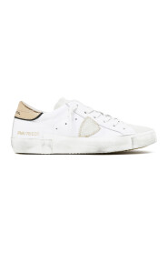 Stiliga Sneakers