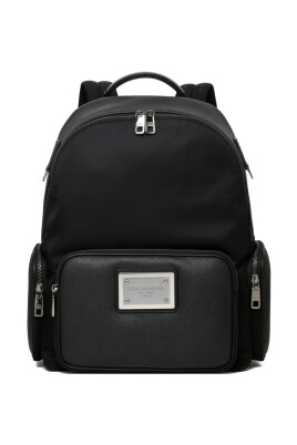 sac-a-dos-noir-en-nylon-et-cuir-de-veau